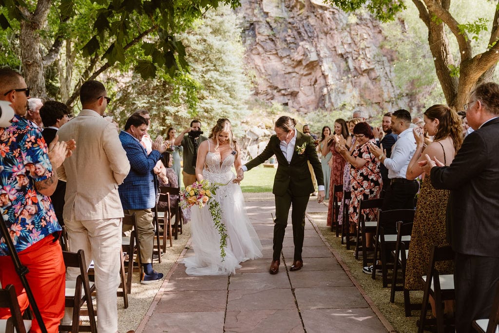 Drink Donkeys, Champagne, and a Colorado Wedding โ photo 10