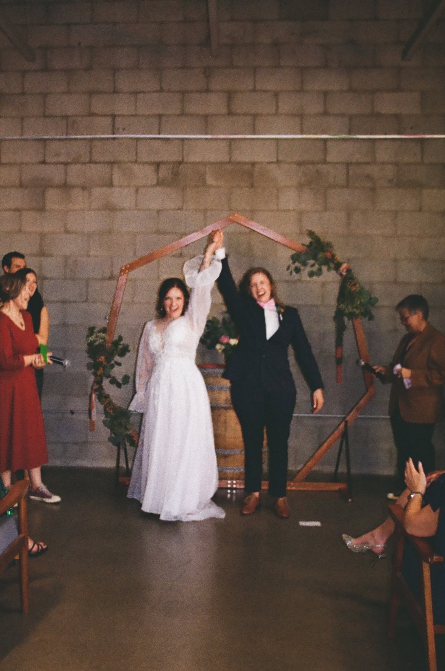 A Phoenix Brewery Wedding at Roses by the Stairs – photo 44