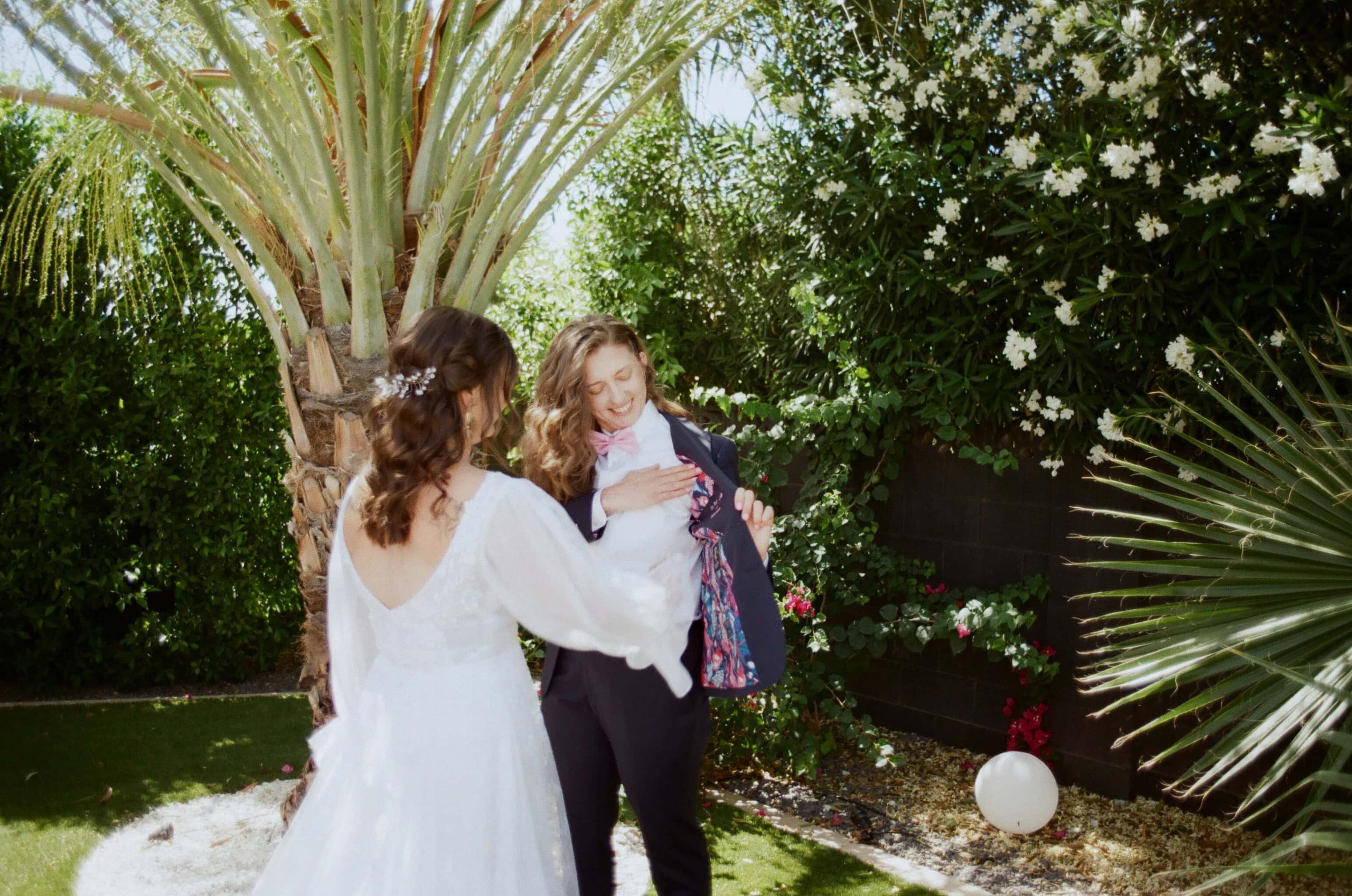A Phoenix Brewery Wedding at Roses by the Stairs – photo 41