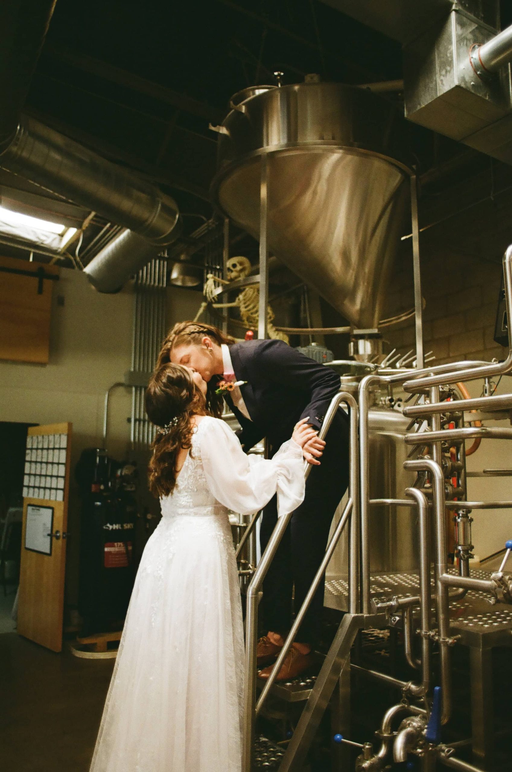 A Phoenix Brewery Wedding at Roses by the Stairs – photo 46