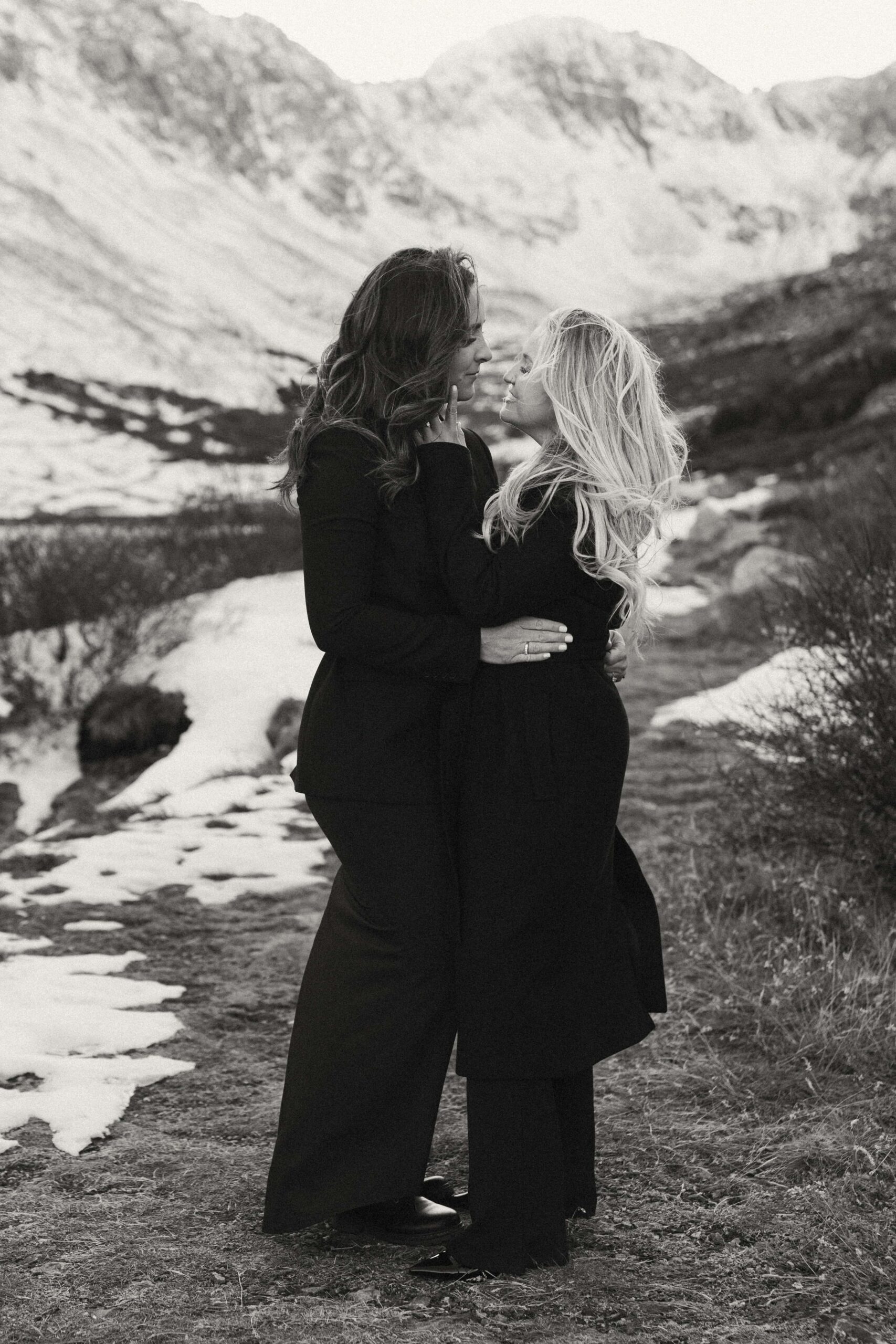 A Creekside Picnic, a Secret Deck of Cards, and a Colorado Queer Engagement – photo 8